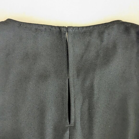 ANN TAYLOR Women's Sleeveless Ruffle Accent Blouse Top  Size S  Black  NWT - Picture 6 of 10